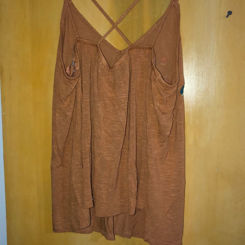 Tank - Picture 2 of 2